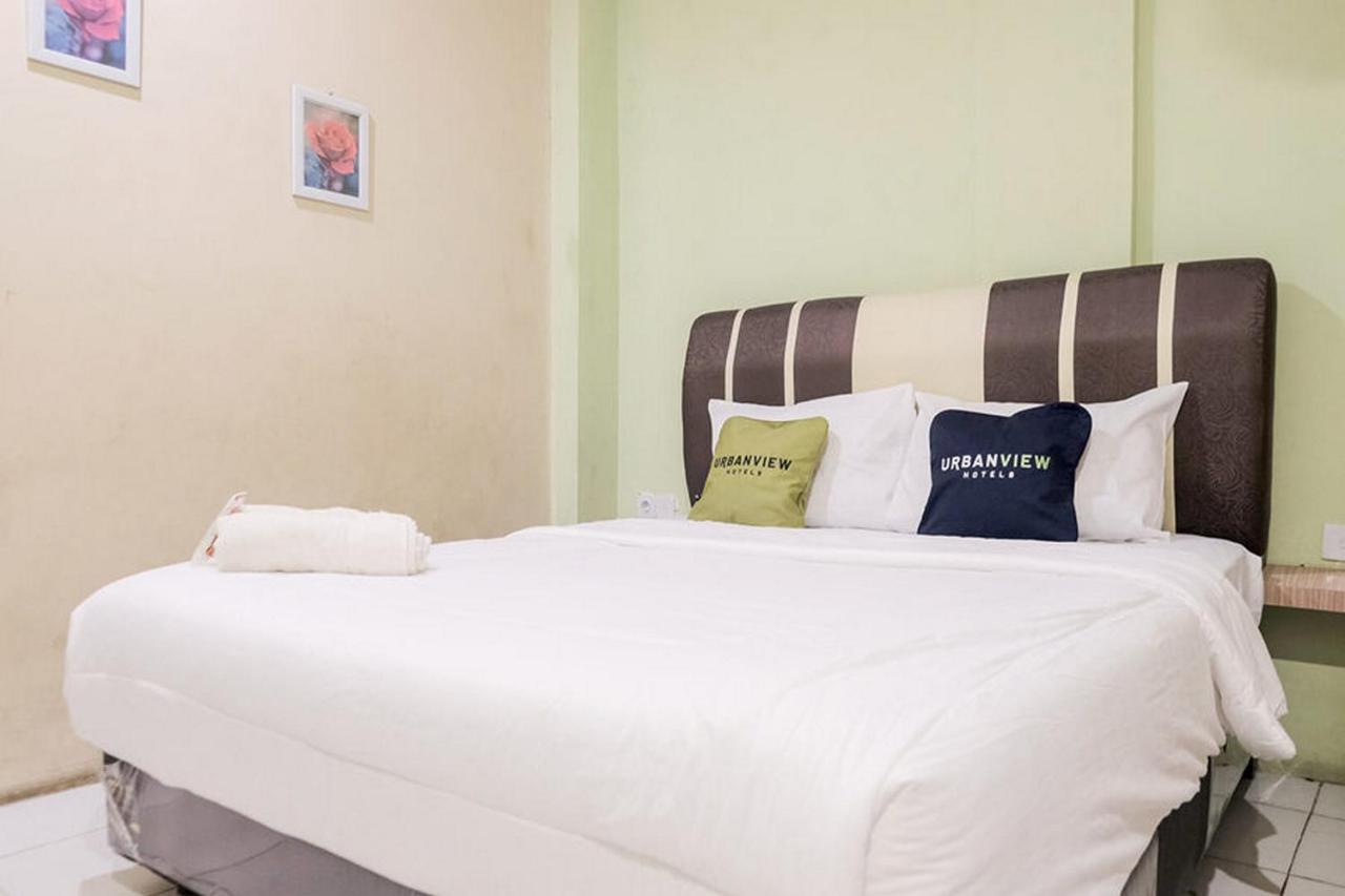 Urbanview Hotel Ta Ke Jelutung Puncak Jambi Exterior photo