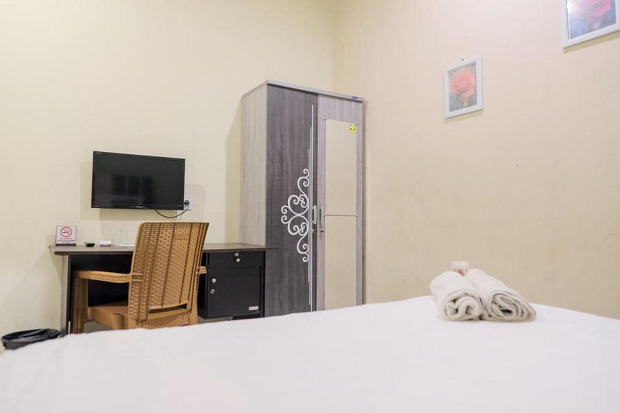 Urbanview Hotel Ta Ke Jelutung Puncak Jambi Exterior photo